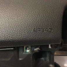 Автомастерская по ремонту подушек безопасности Airbag в гараже фотография 6