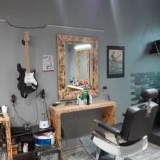 Todd`s barbershop фотография 1